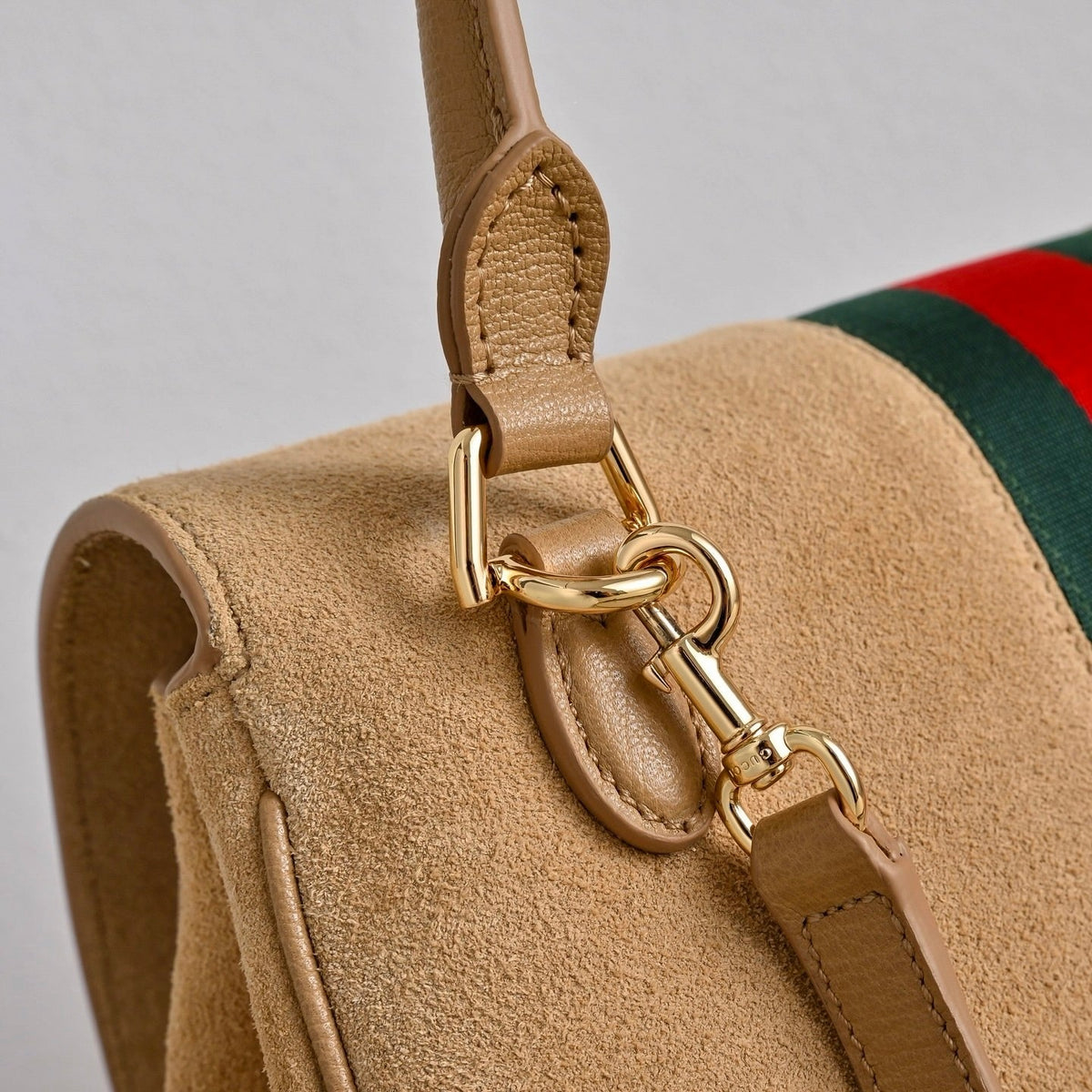 Gucci Paparazzo Medium Top Handle Bag-875018