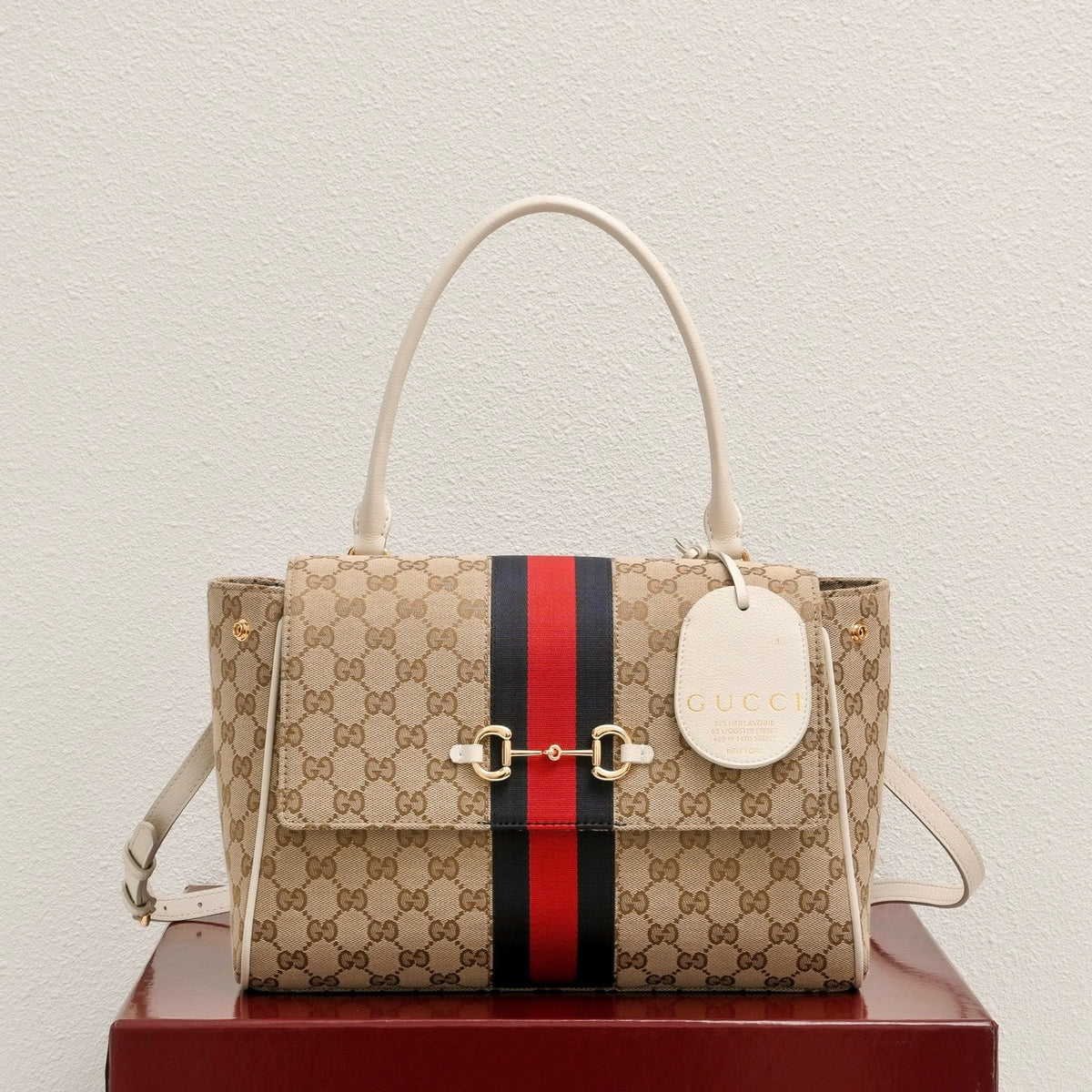 GUCCI GG Paparazzo Medium Shoulder Bag-875018