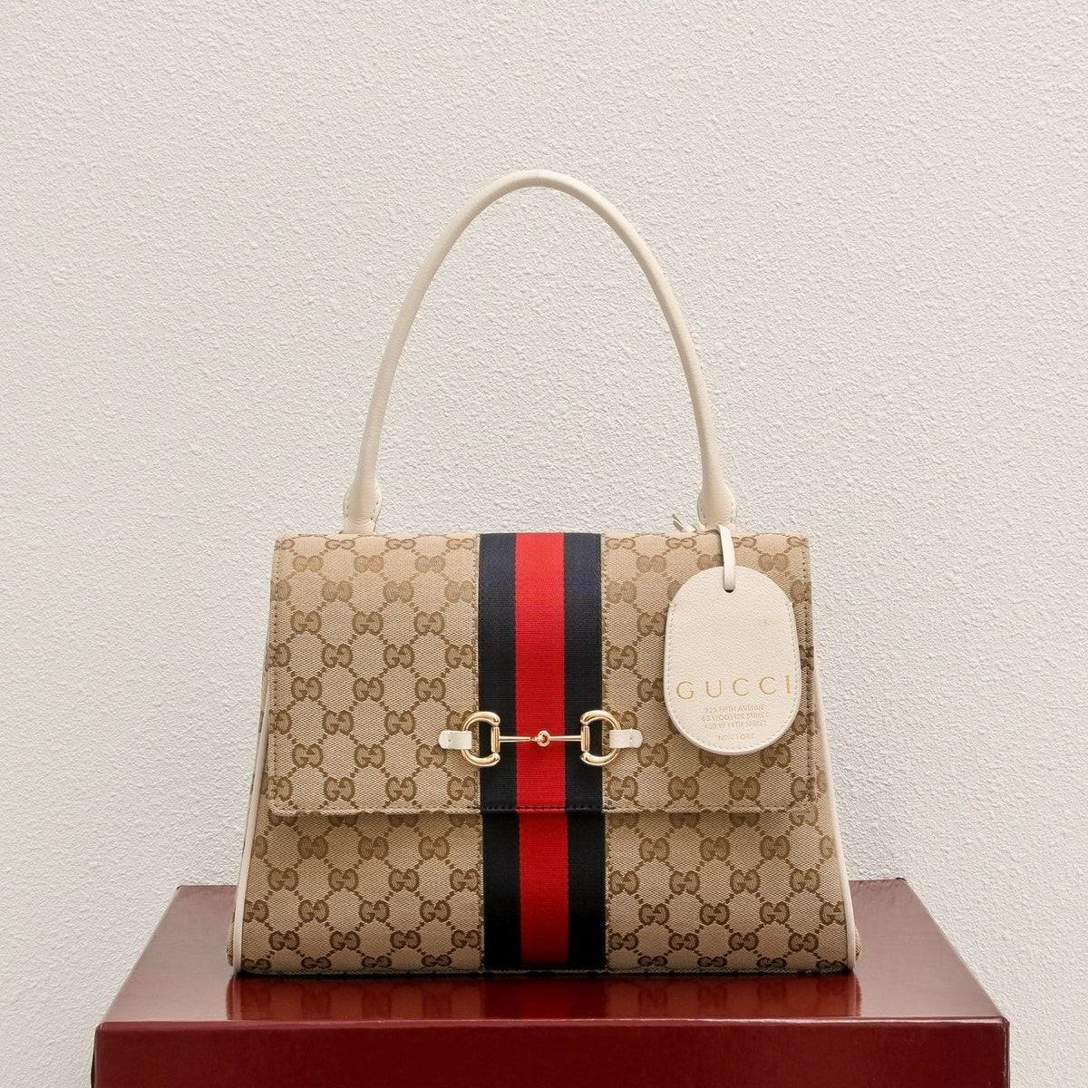 GUCCI GG Paparazzo Medium Shoulder Bag-875018