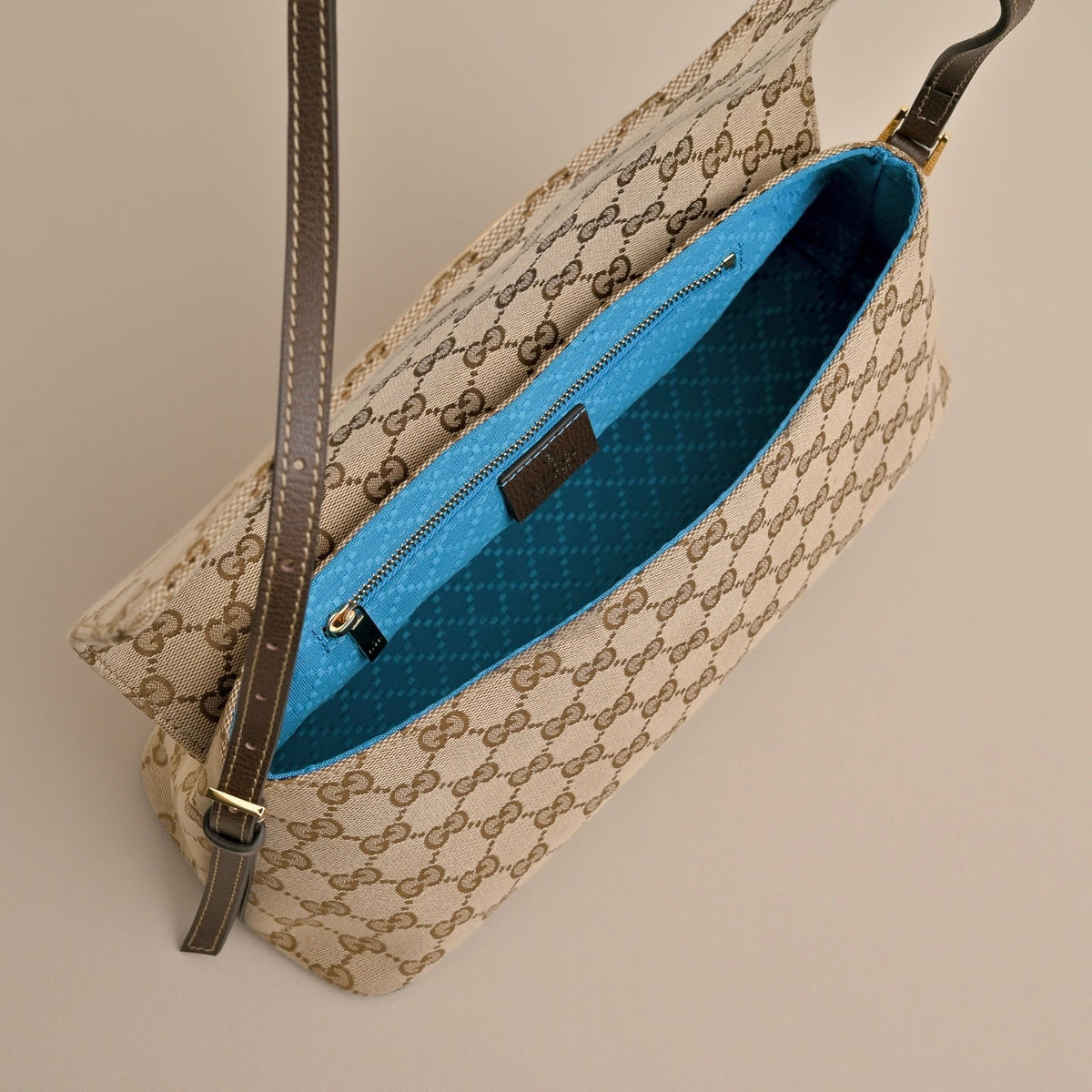 GUCCI GG Madison Denim Shoulder Bag-874744