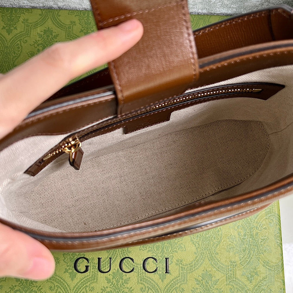 GUCCI GG Retro Bucket Bag-696011