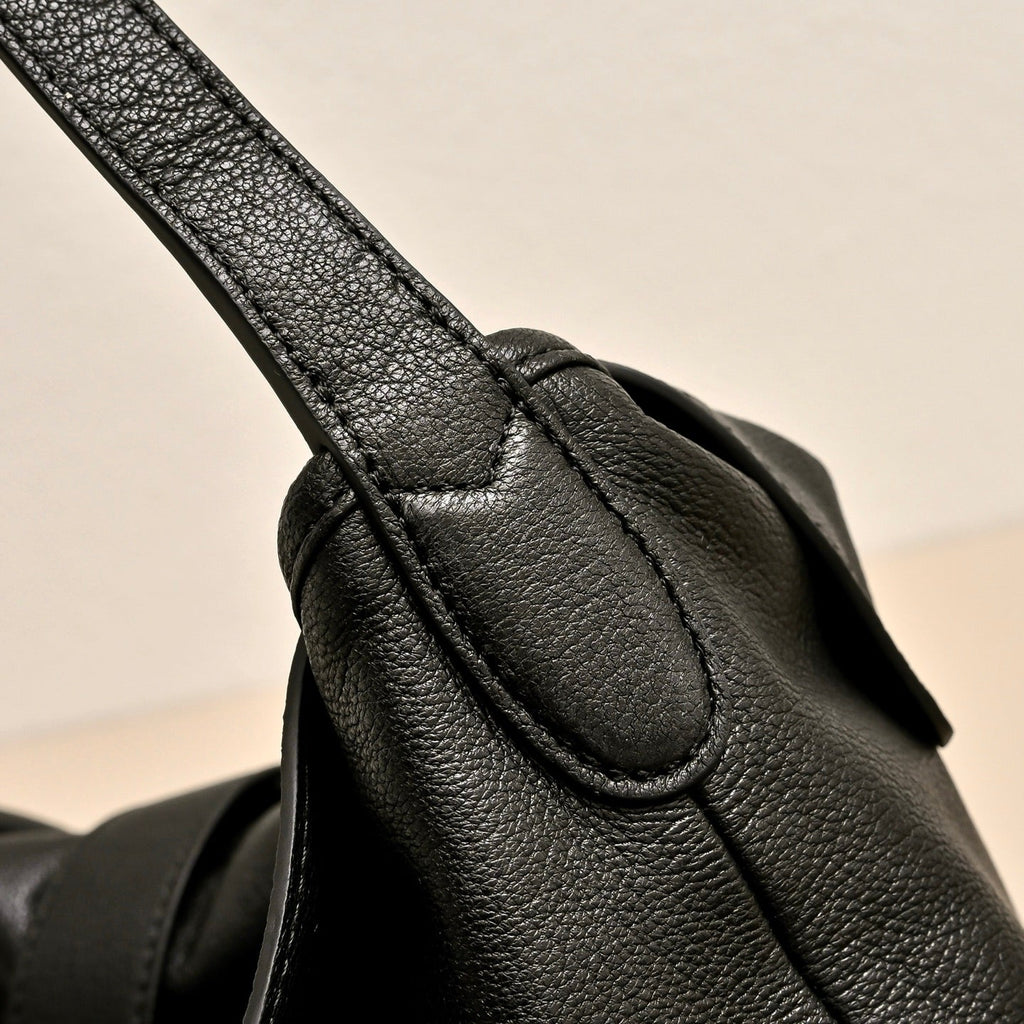 GUCCI Jackie Flap Large Shoulder Bag-A005ZI