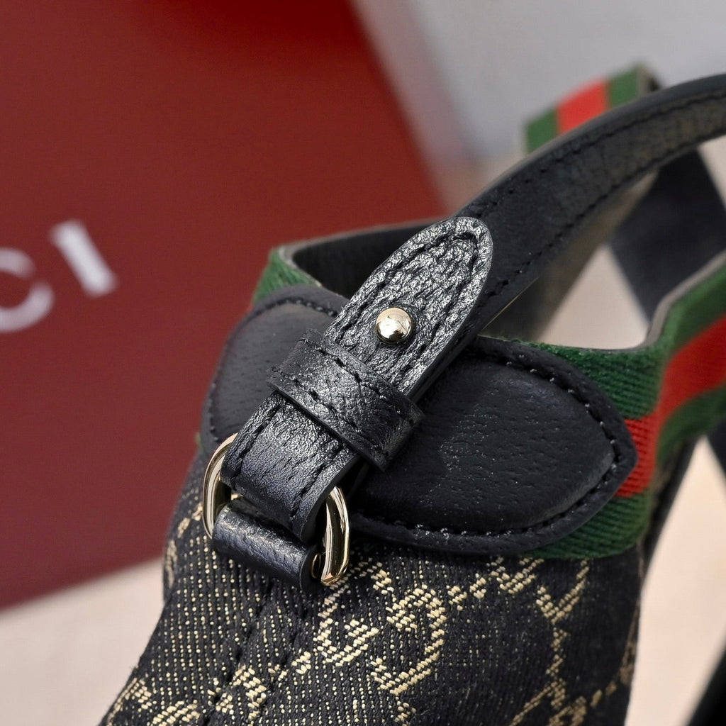 GUCCI Giglio Small Tote Bag-860845