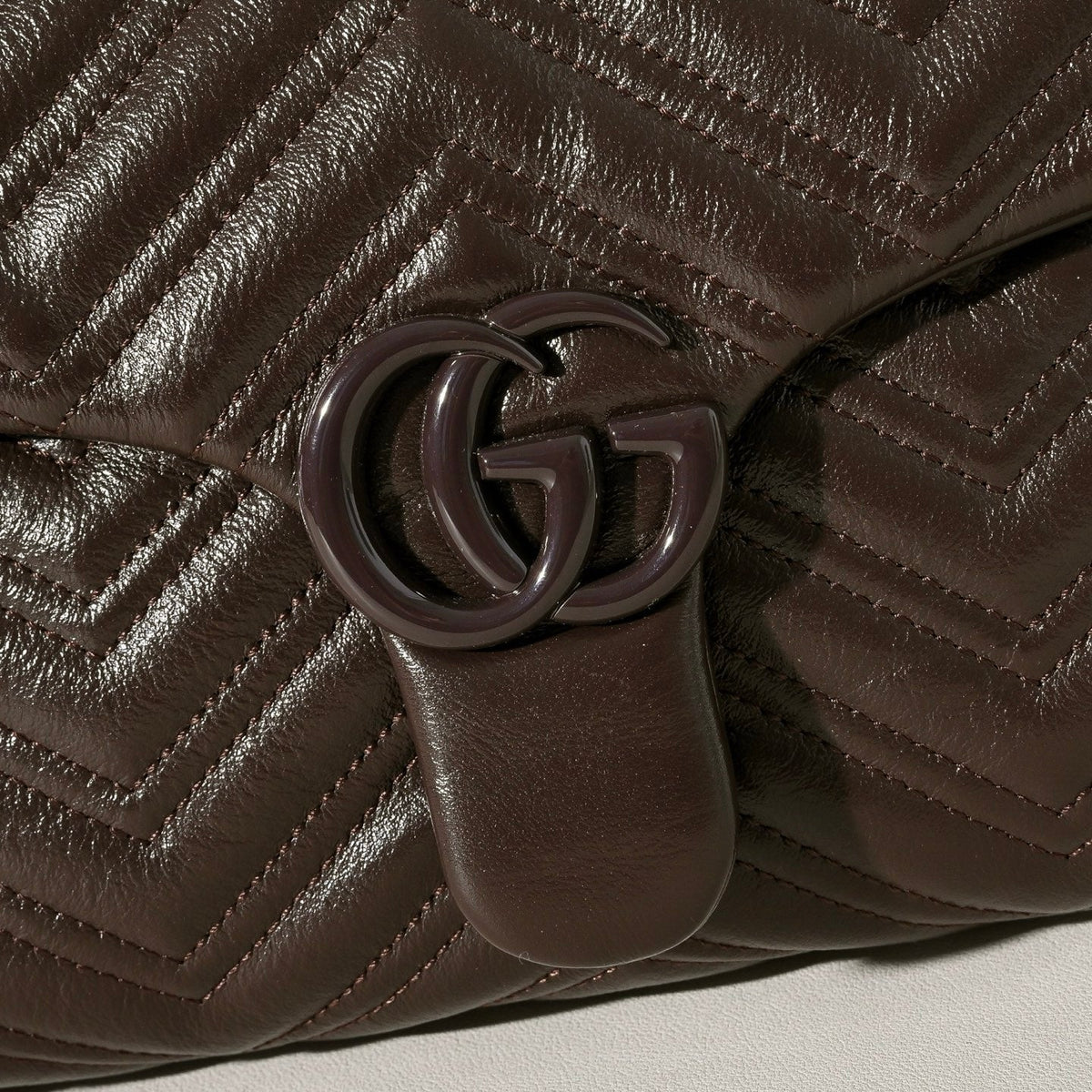 Gucci GG Marmont Pleated Calfskin Shoulder Bag-850676