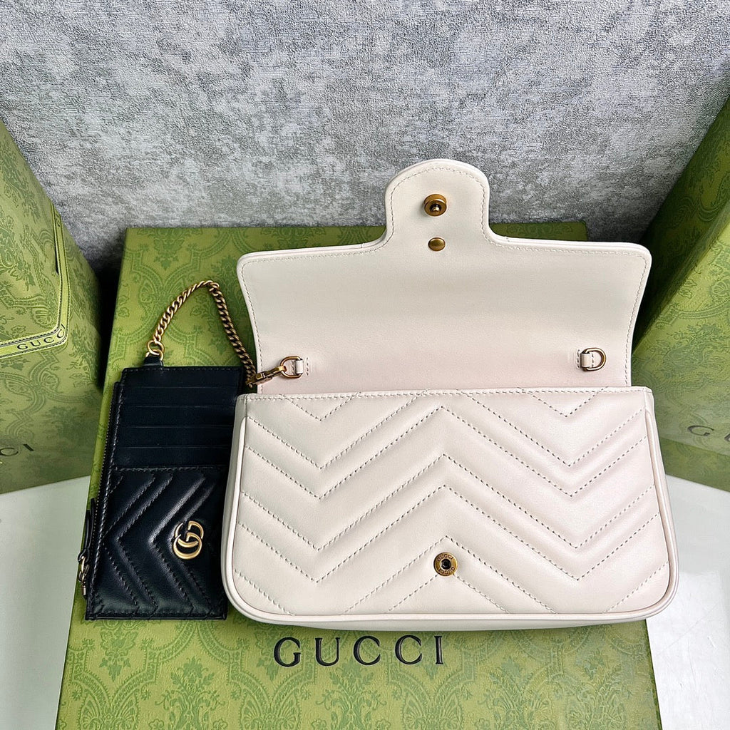 Gucci GG Marmont Mini Chain Wallet Bag-751526